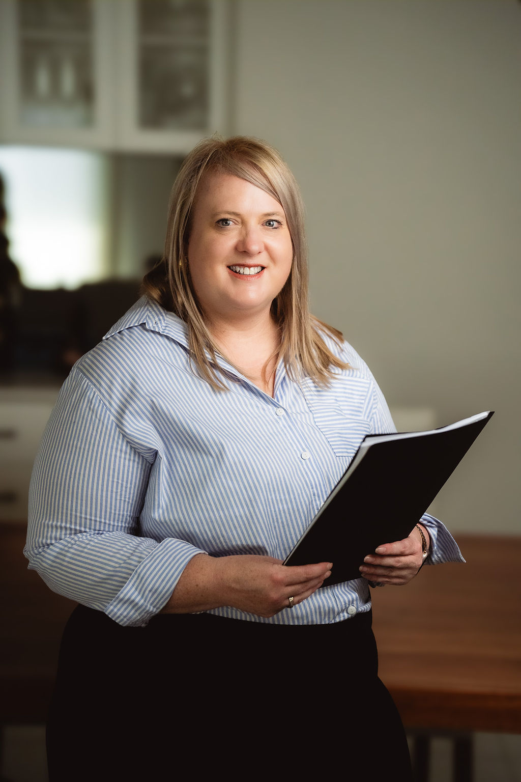 Lisa Schutz Mobile Lawyer Adelaide
